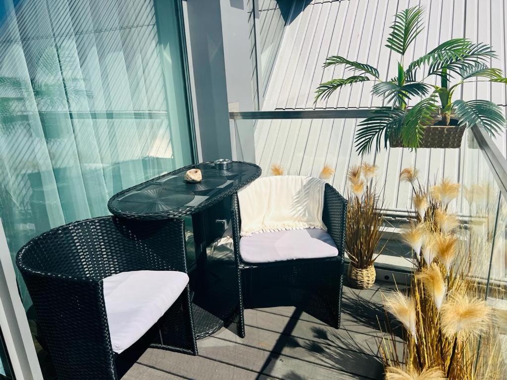 Granaria Kingdom & Happiness Premium Apartments By The River - Gratis Prosecco グダニスク エクステリア 写真