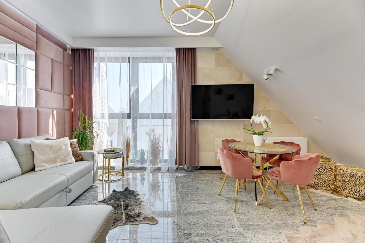 Granaria Kingdom & Happiness Premium Apartments By The River - Gratis Prosecco グダニスク エクステリア 写真