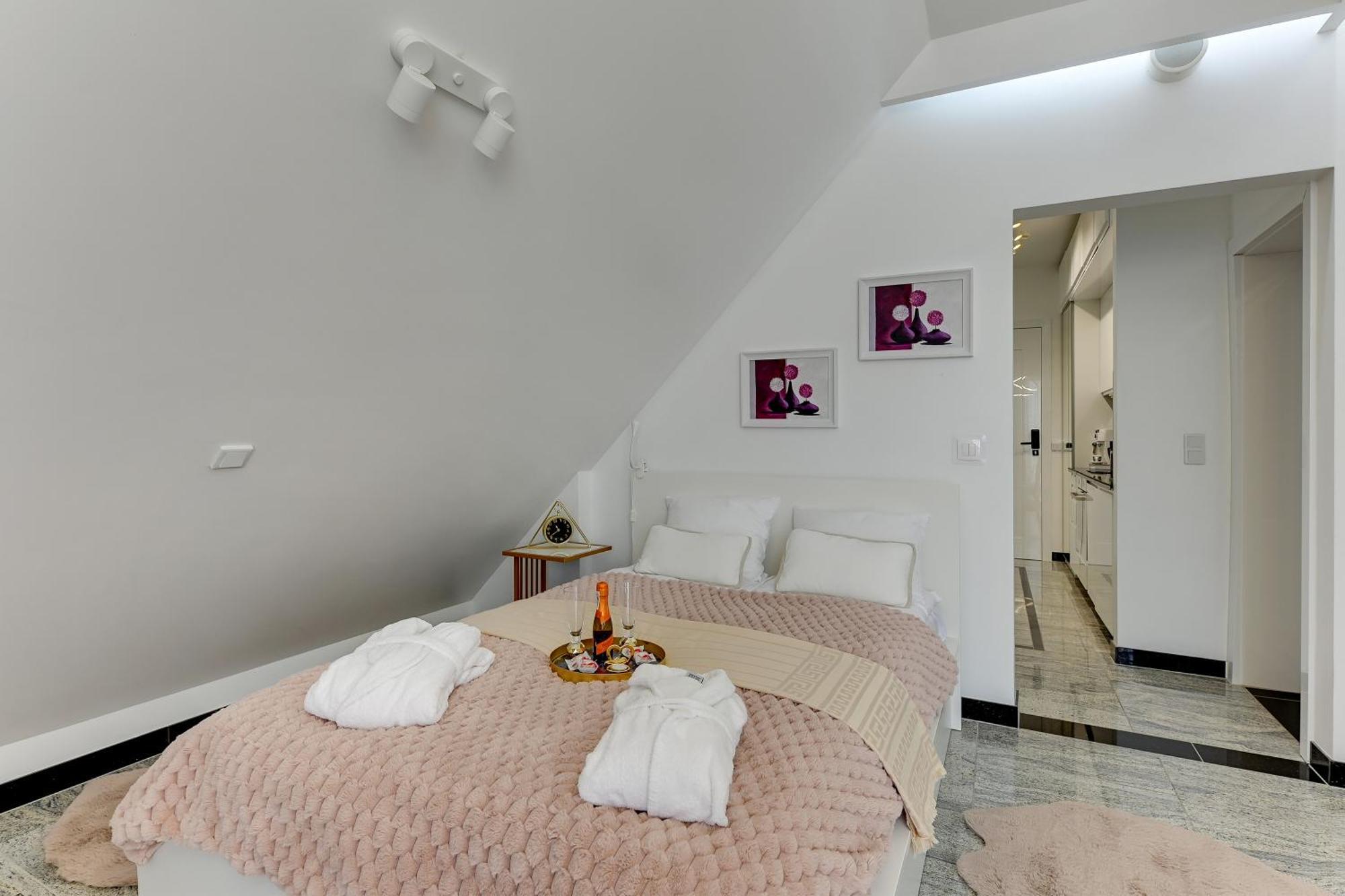 Granaria Kingdom & Happiness Premium Apartments By The River - Gratis Prosecco グダニスク エクステリア 写真